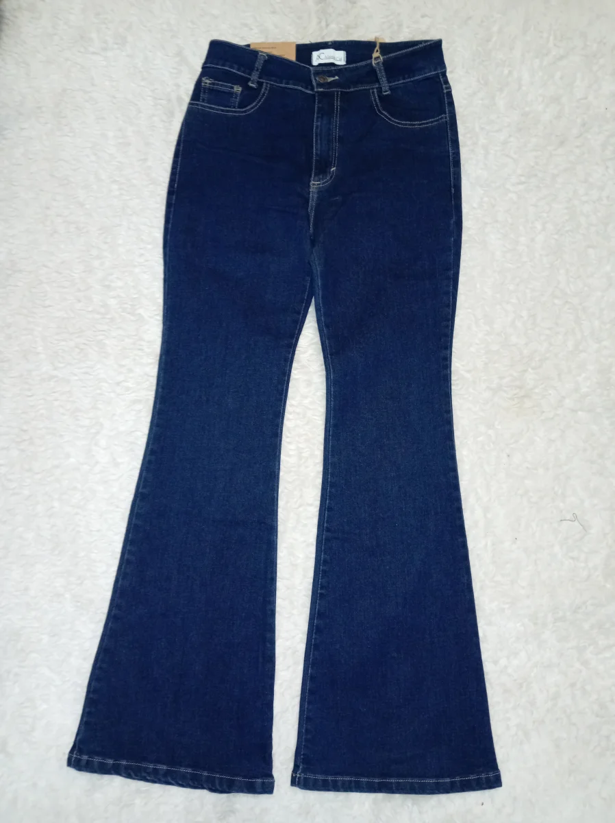 PANTALON ACAMAPANDO AL