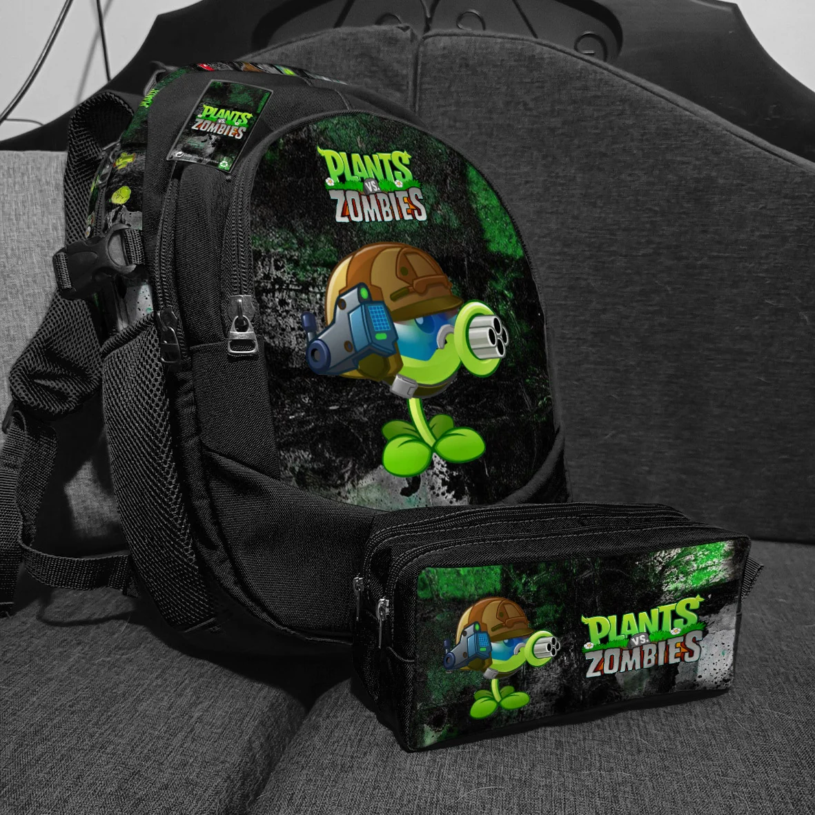 PLANTS VS ZOMBIES